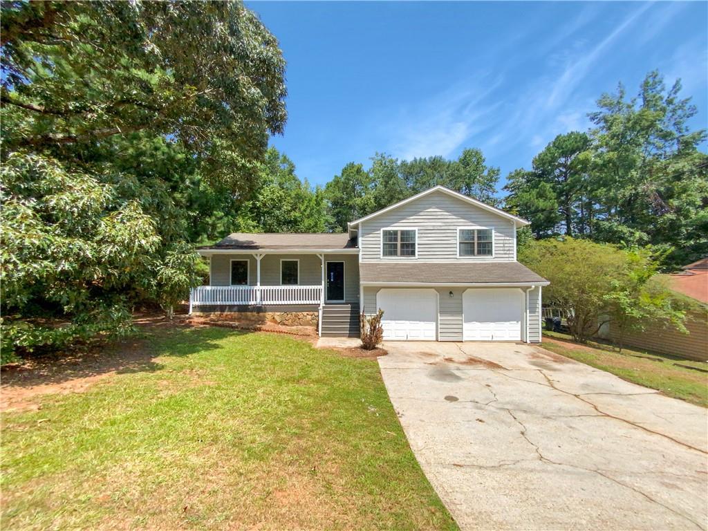 Babbling Brook Dr, Rex, GA 30273