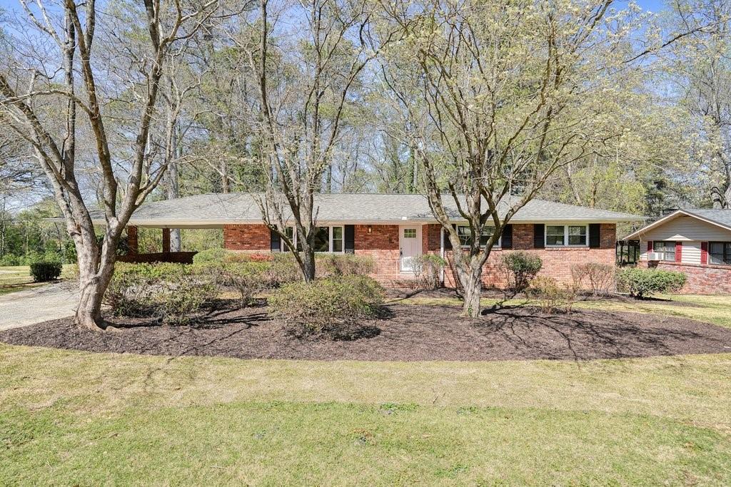 Red Apple Dr, Marietta, GA 30066