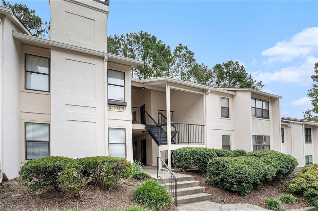 Huntingdon Chase, Sandy Springs, GA 30350