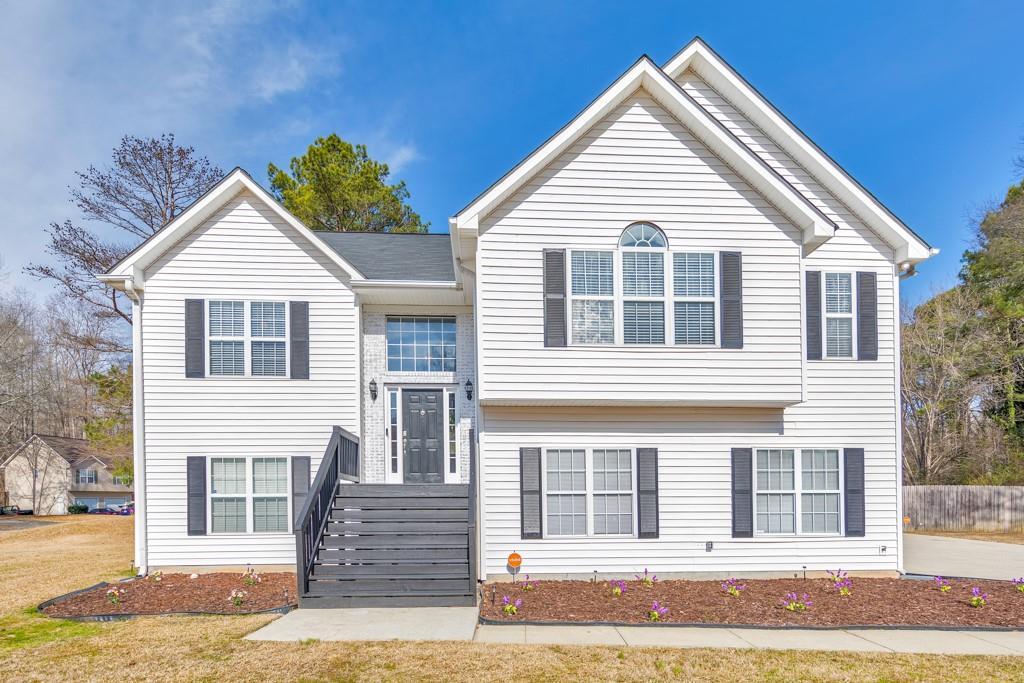 Pooles Bend Ct, Hiram, GA 30141