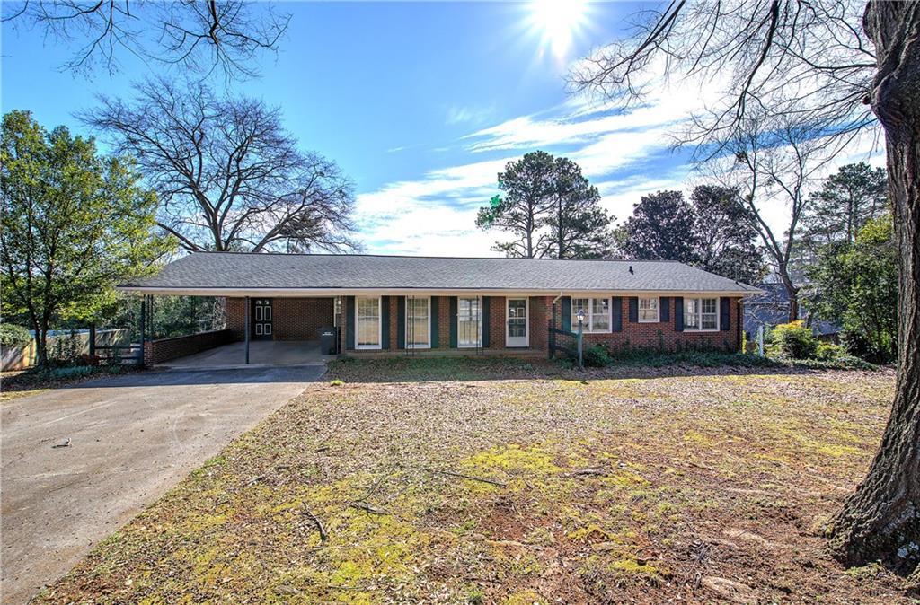 Arrowhead Dr, Cartersville, GA 30120