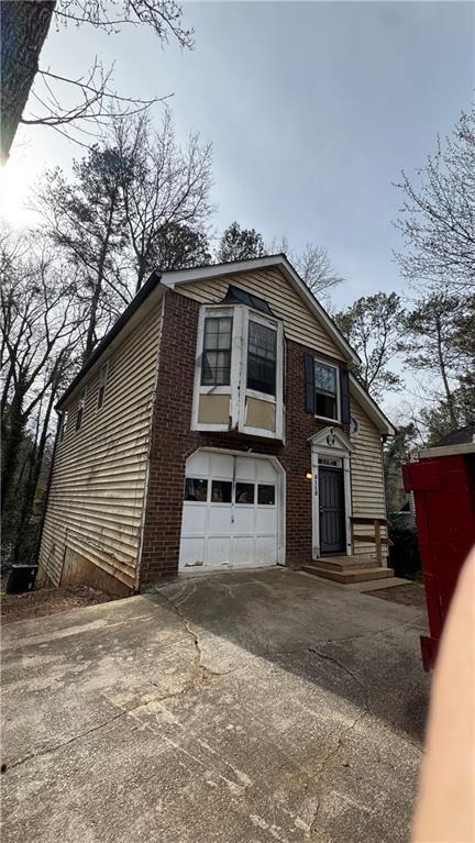 Leland Dr, Stone Mountain, GA 30083