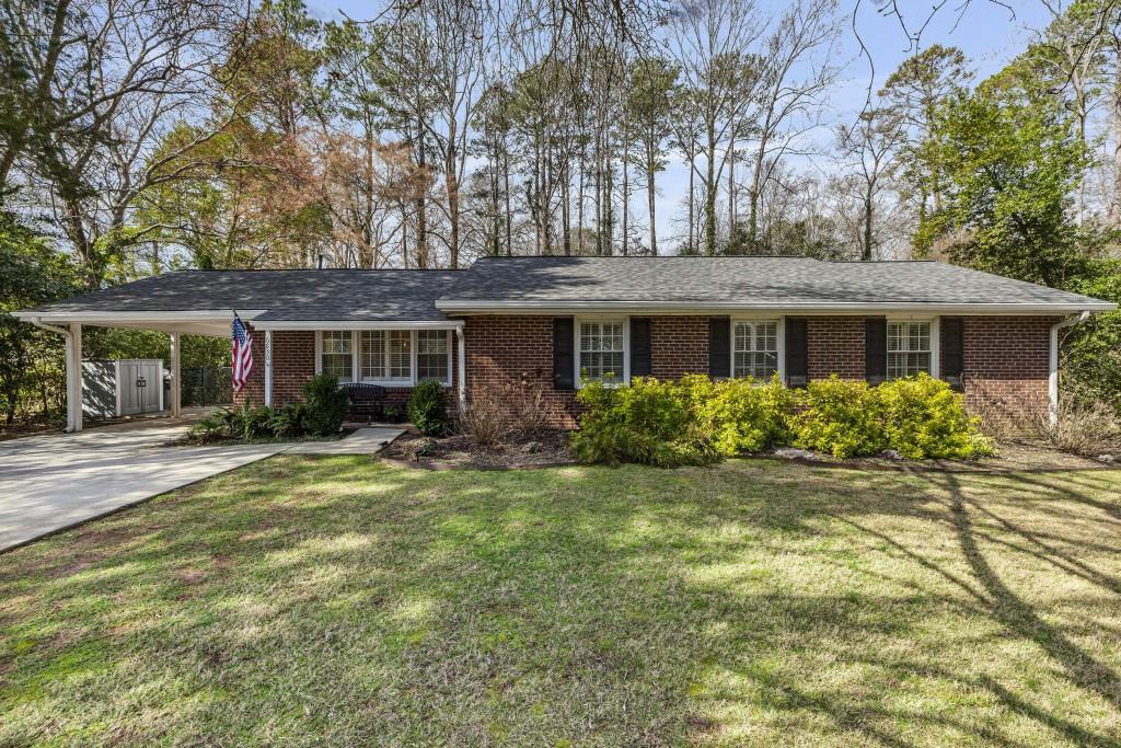 Sunny Brook Ln, Sandy Springs, GA 30328