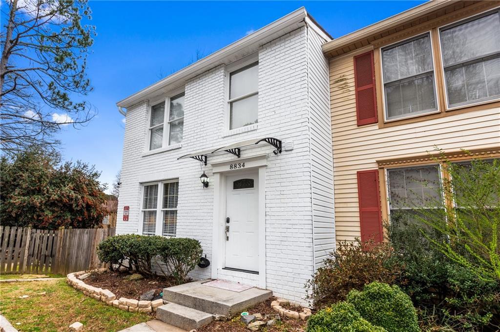 Applegate Ln, Sandy Springs, GA 30350