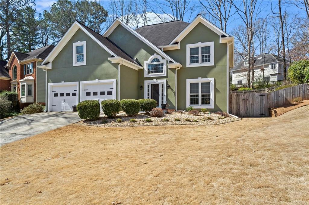 White Surrey Dr Nw, Kennesaw, GA 30144