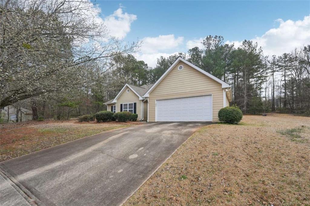 Windward Dr, Covington, GA 30016