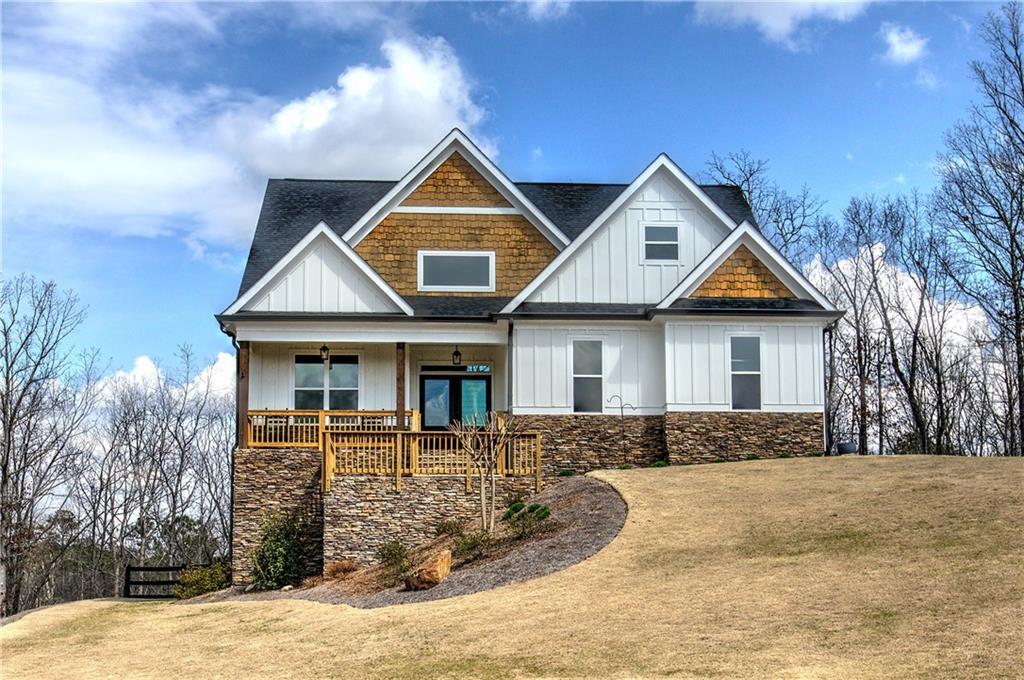 Roberson Dr Ne, Cartersville, GA 30121