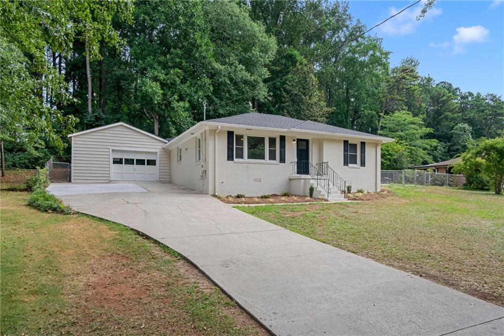 Daniell Dr Se, Smyrna, GA 30080