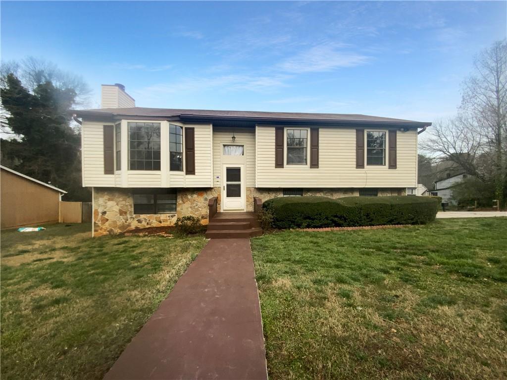 Bayside Ct, Stone Mountain, GA 30088
