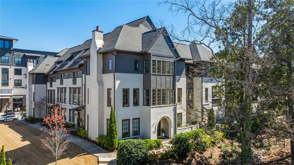 Aria Village Dr, Sandy Springs, GA 30328