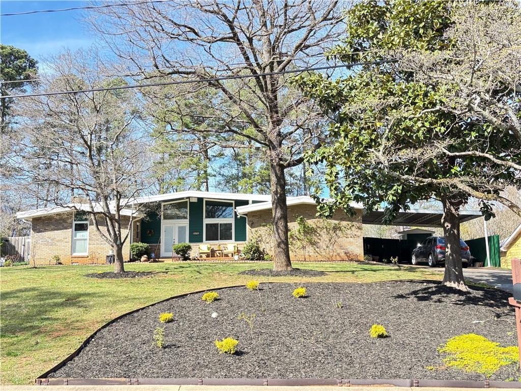 Due West Cir Nw, Kennesaw, GA 30152