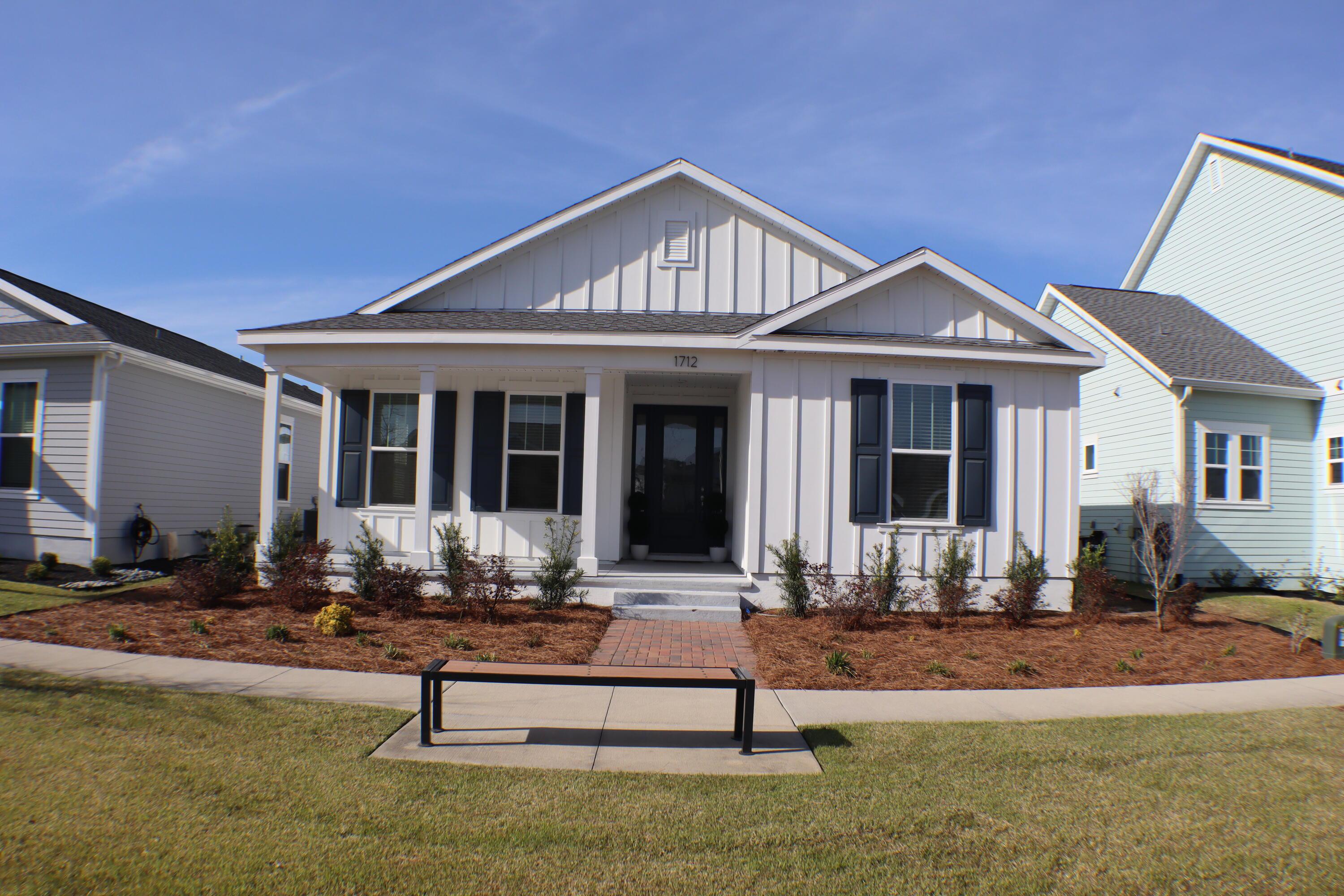 Sweet Pea Ct, Panama City, FL 32405