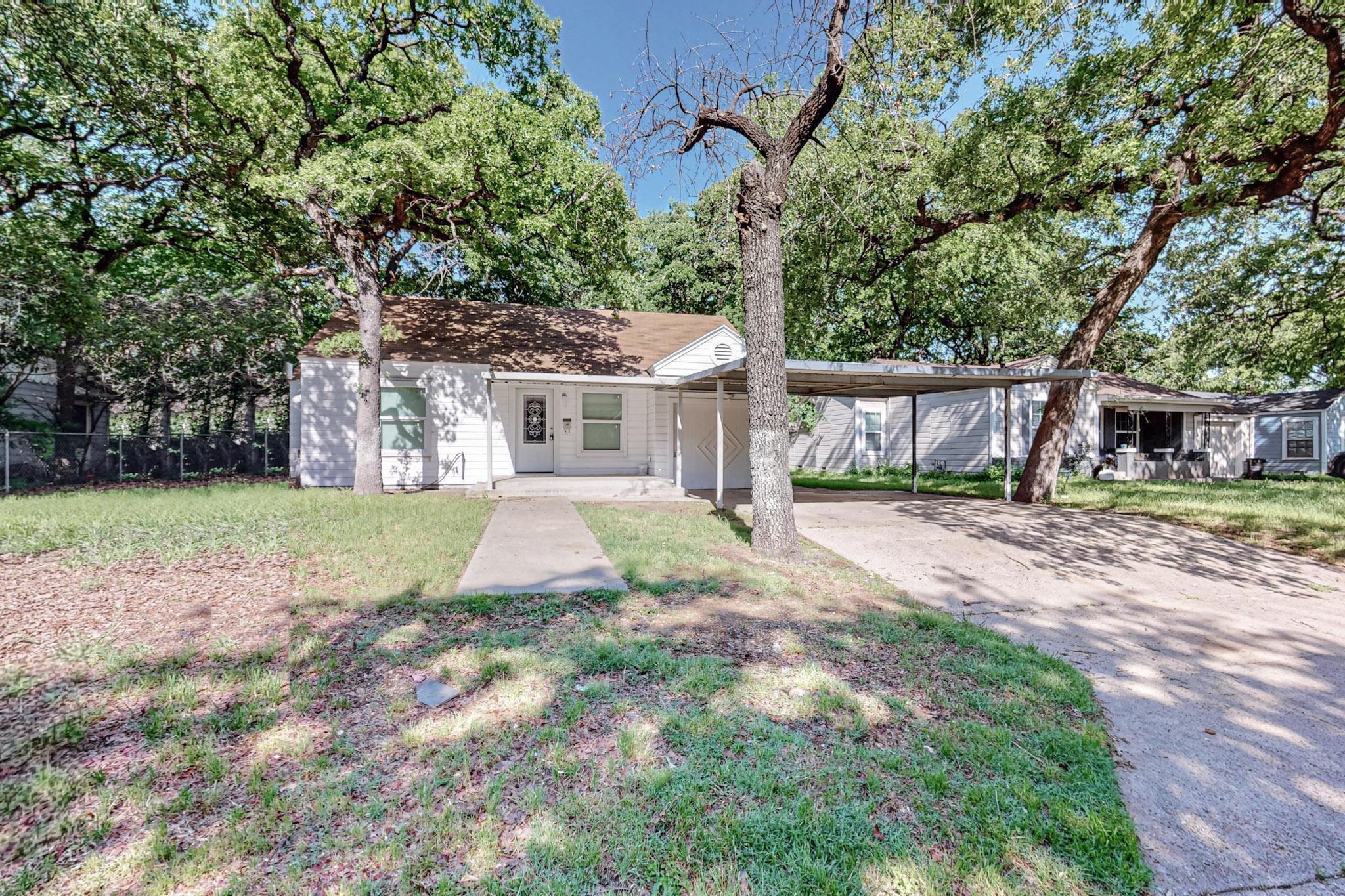 Field St, Haltom City, TX 76117