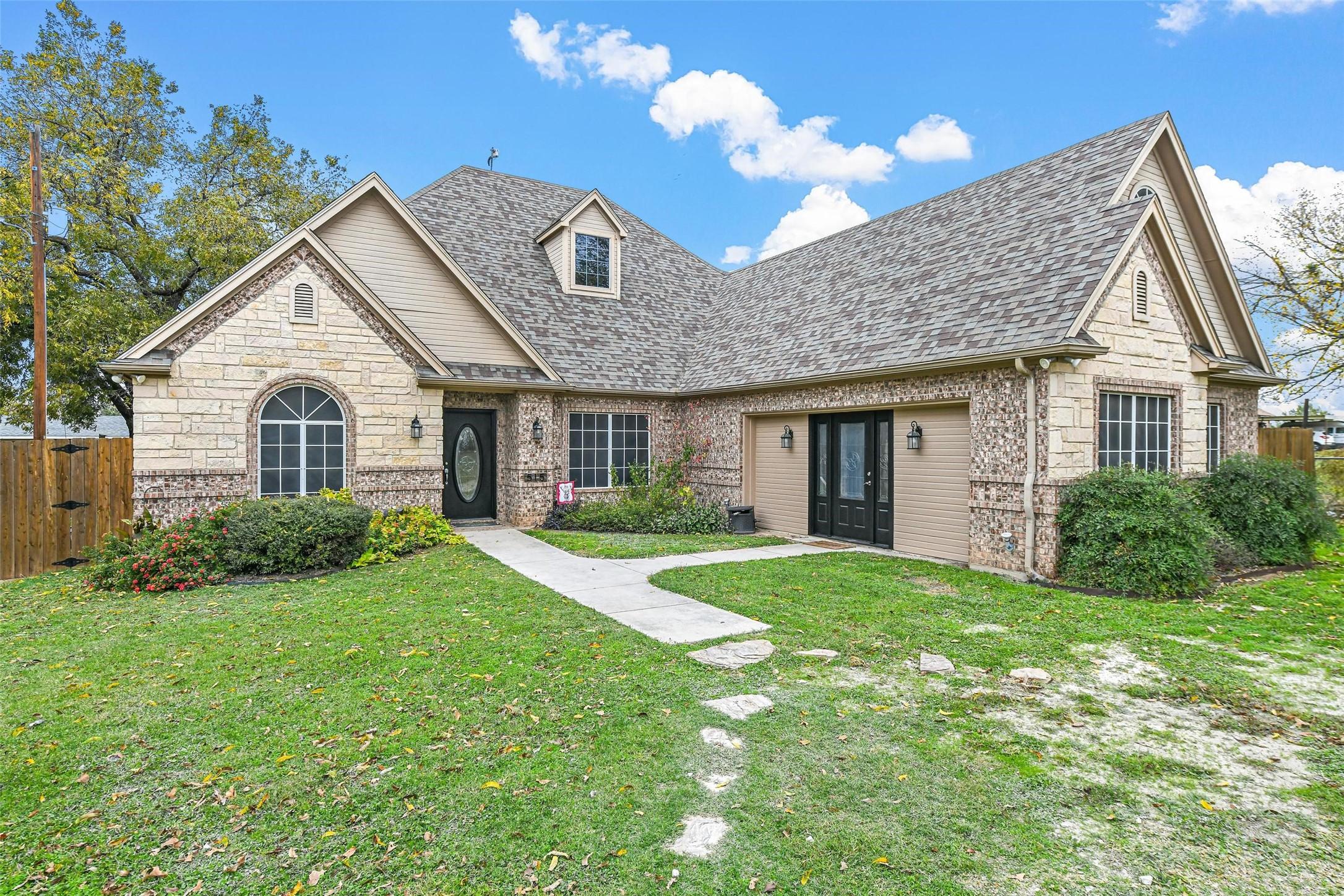 Knox Ave, Boyd, TX 76023
