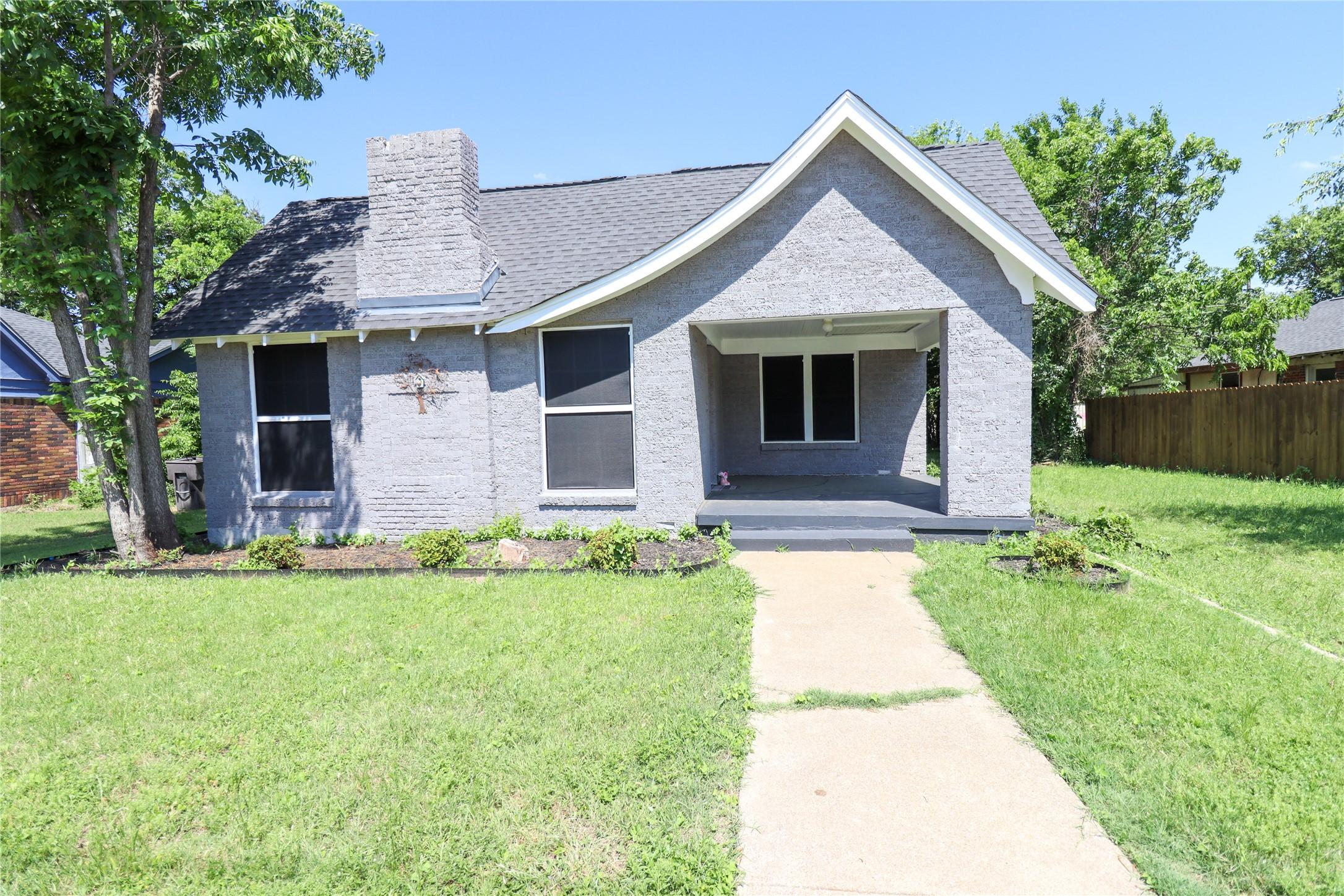 N Sylvania Ave, Fort Worth, TX 76111