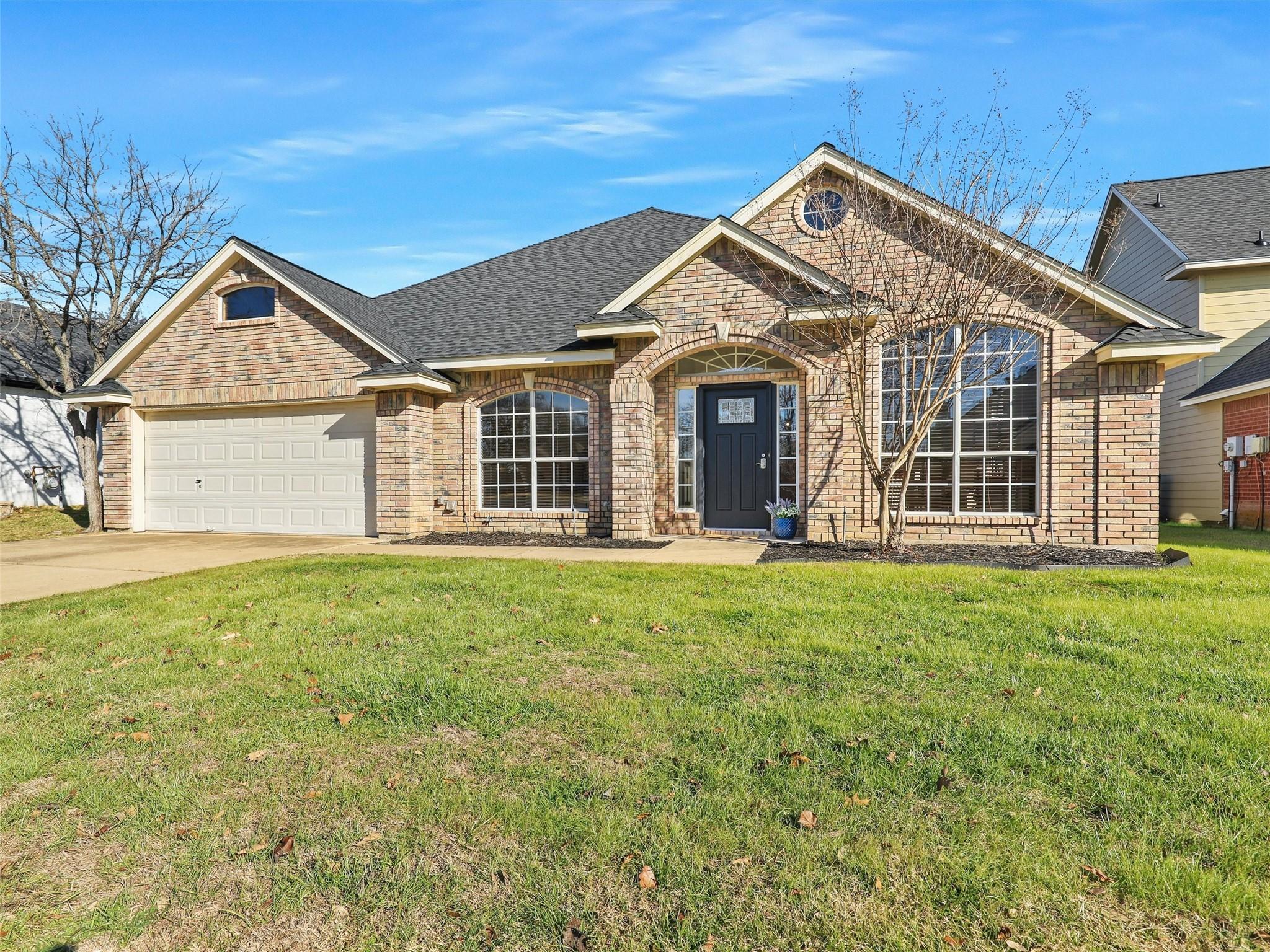 Indian Trail Ct, Colleyville, TX 76034