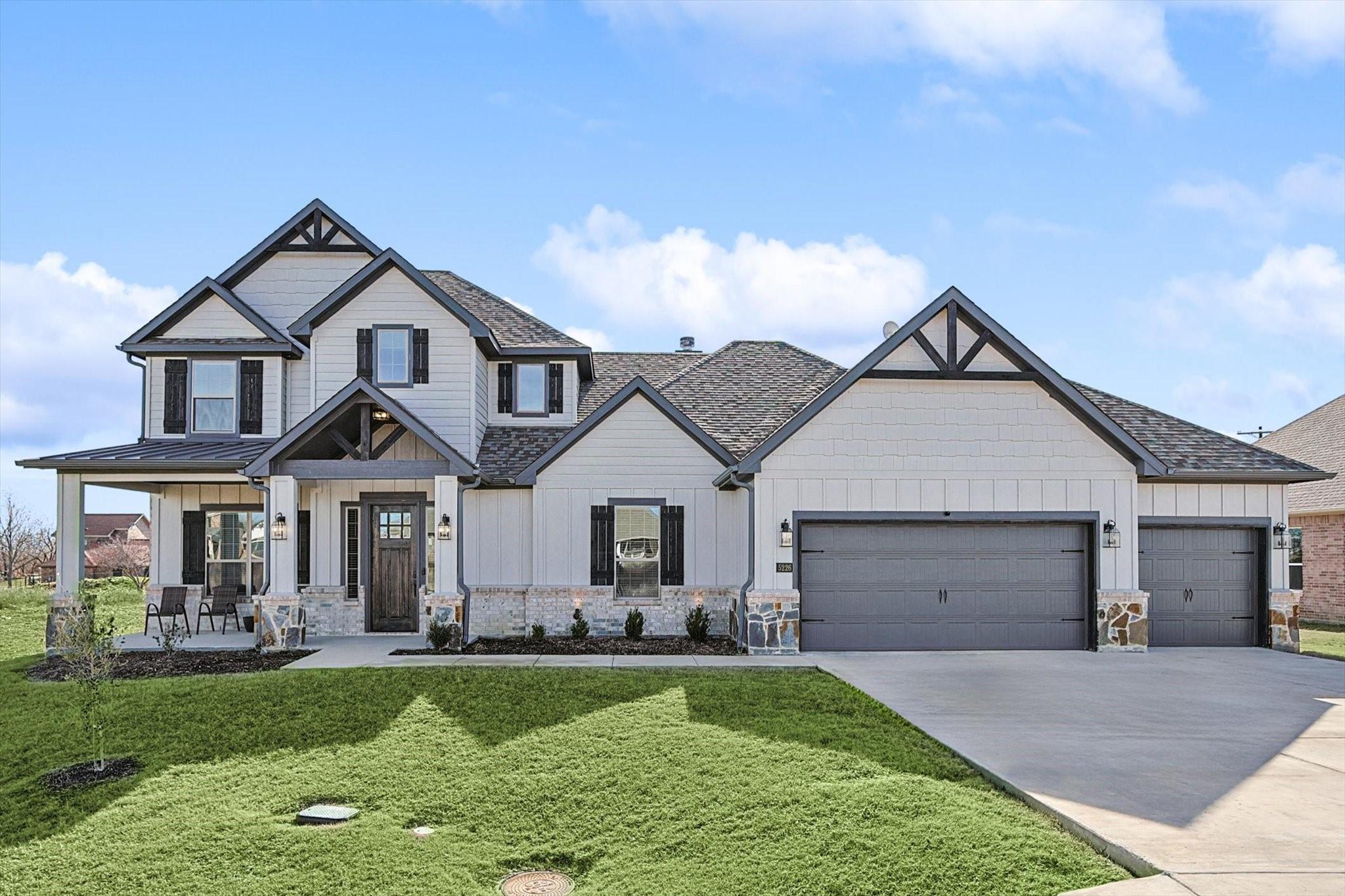 Maria Cristina Ct, Krum, TX 76249