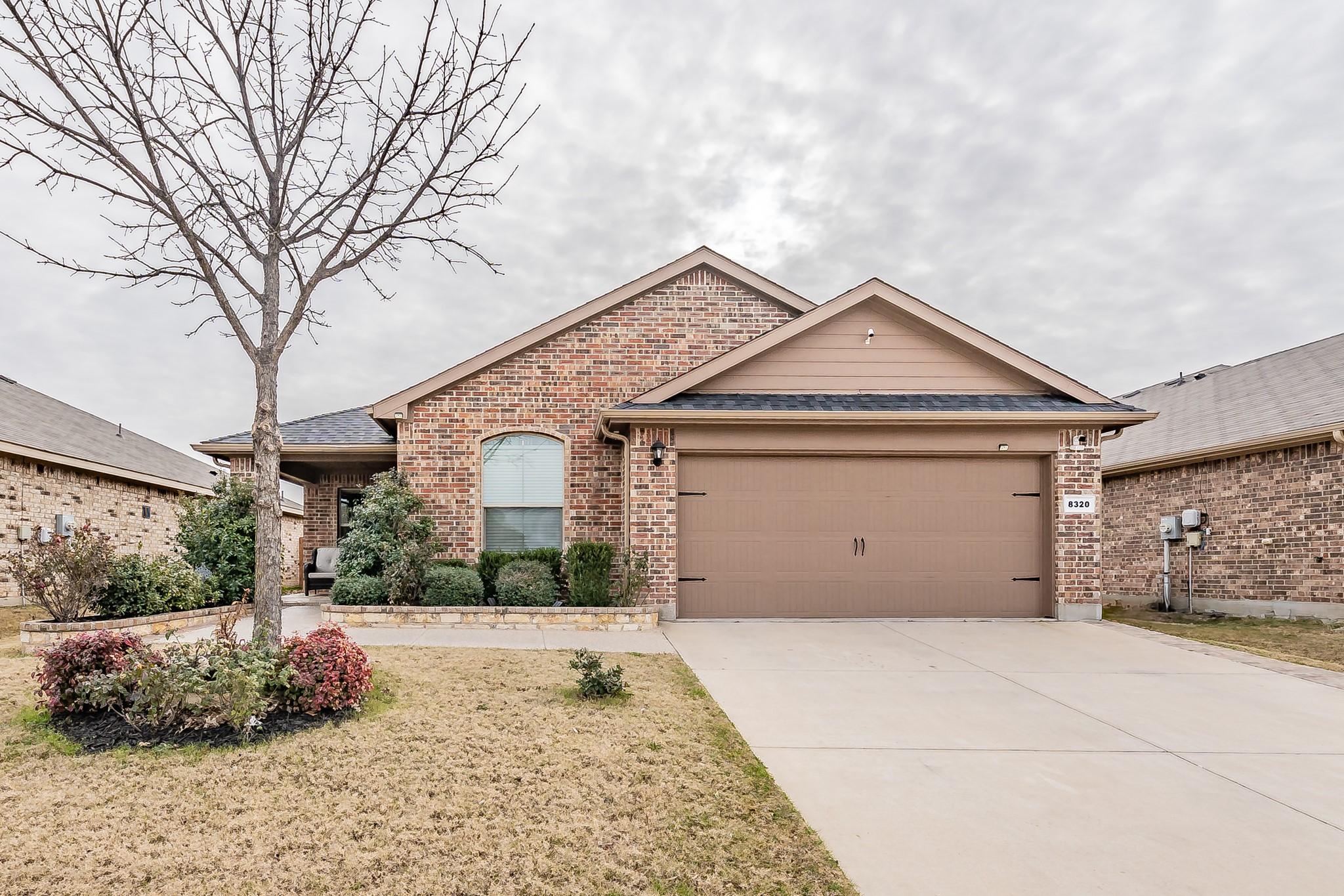 Windsor Forest Dr, Fort Worth, TX 76120
