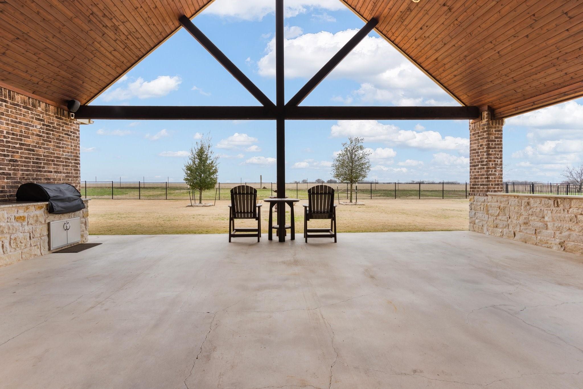 Tuscan Way, Godley, TX 76044