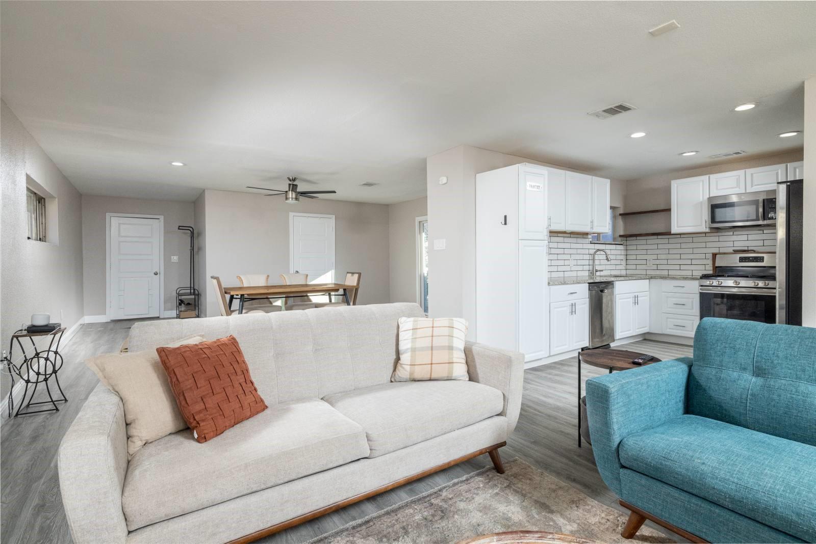 Allena Ln, Richland Hills, TX 76118