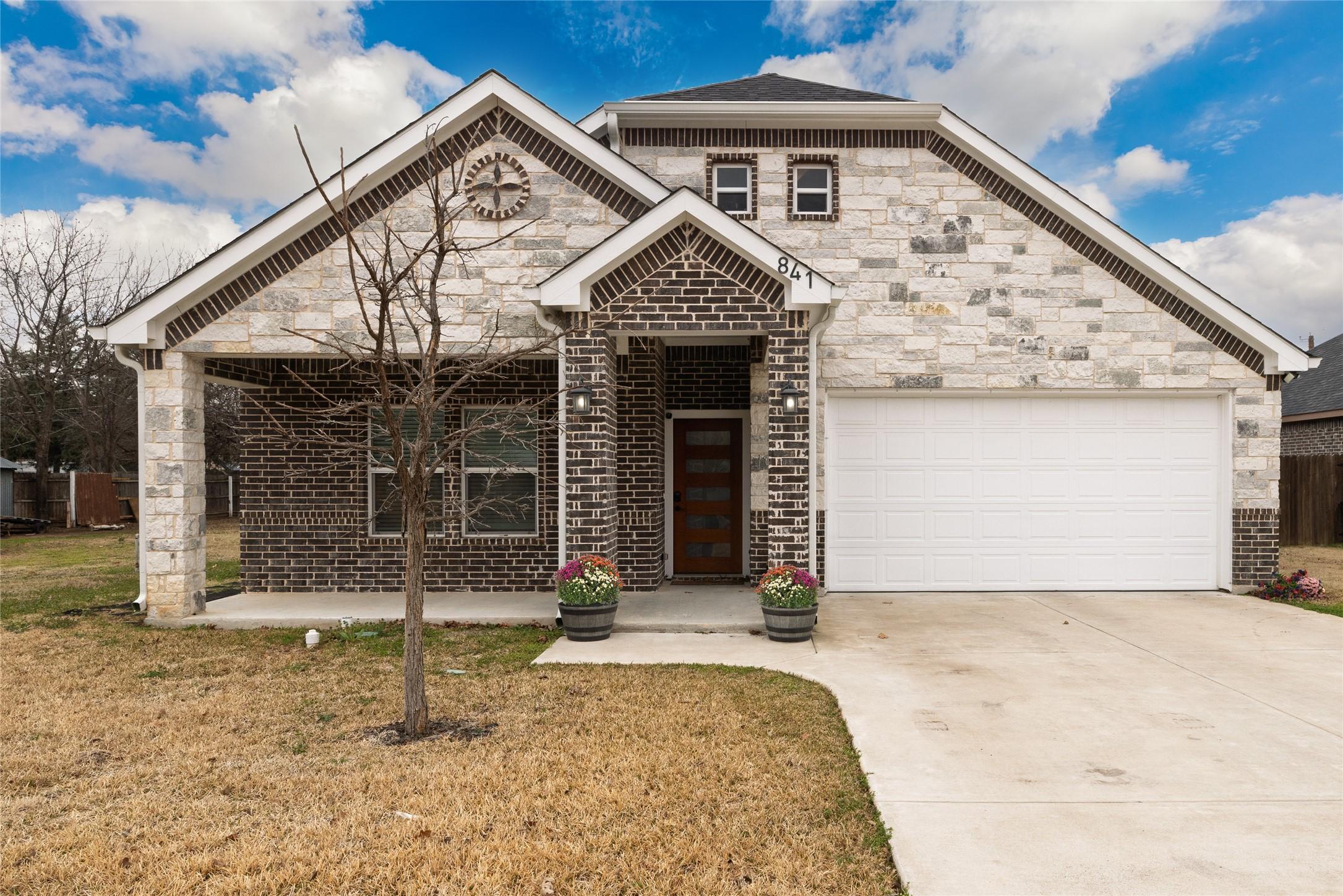 Stamps Ave, Fort Worth, TX 76114