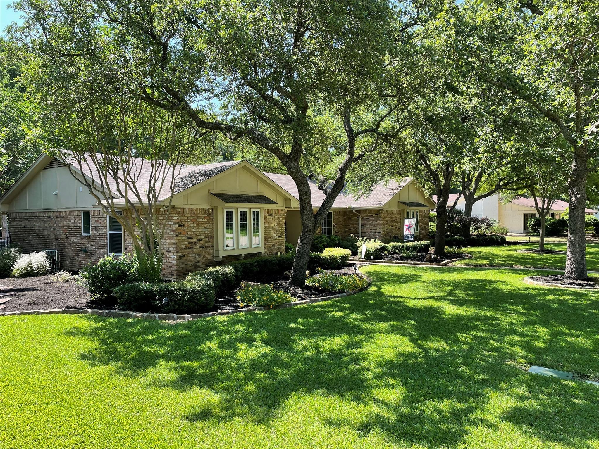 Elm St, Colleyville, TX 76034