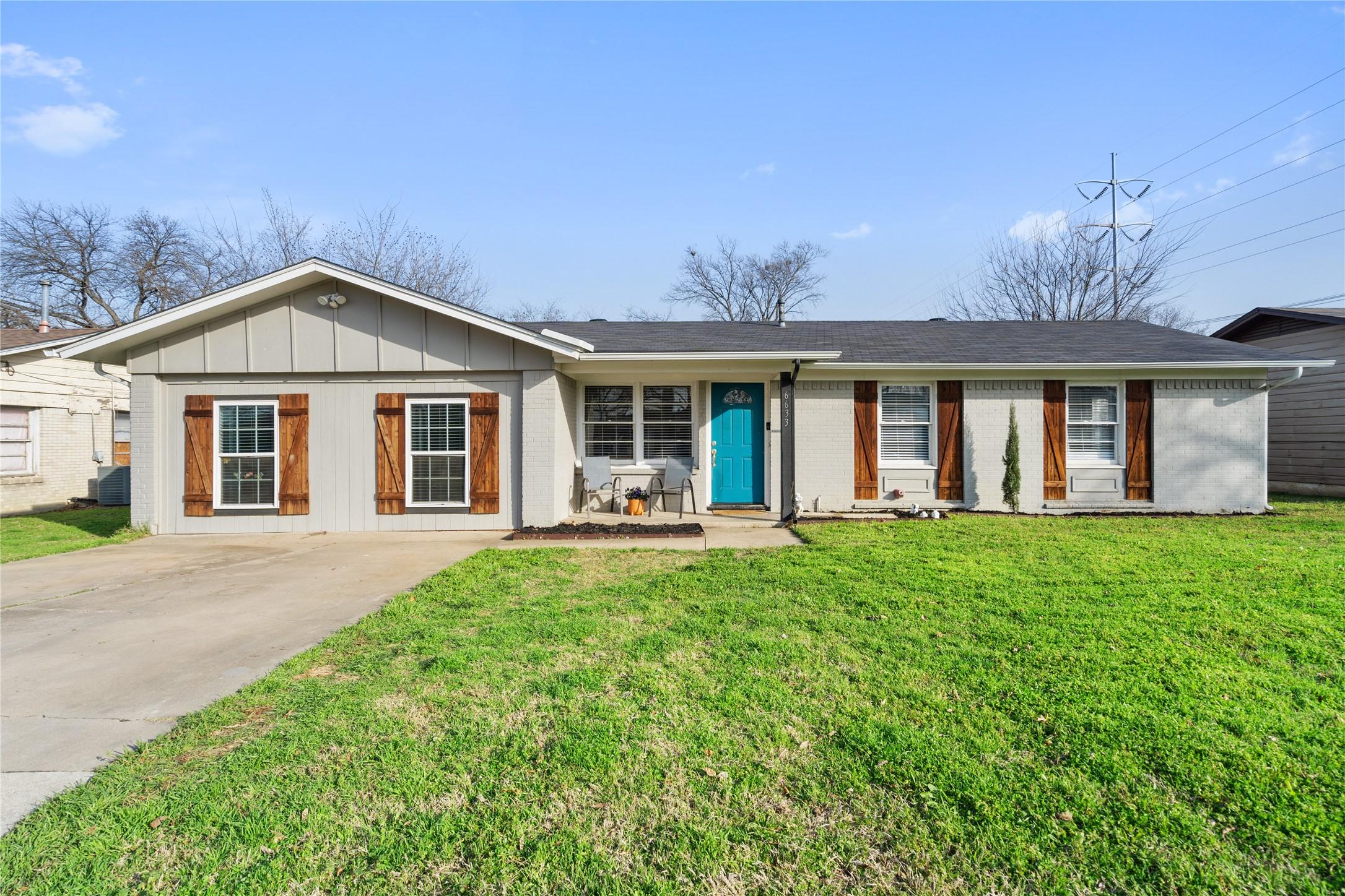 Avalon Dr, Watauga, TX 76148
