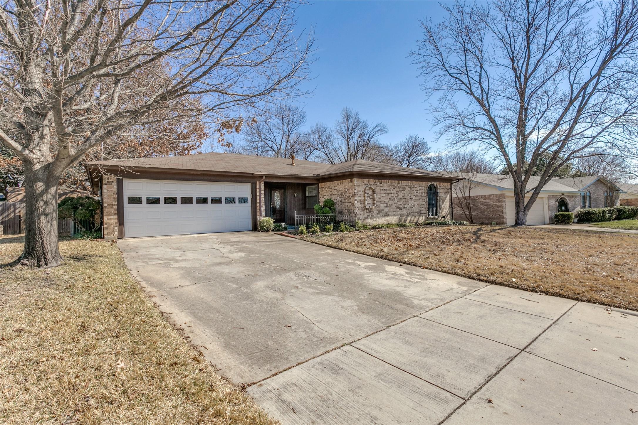 Stone Dr, North Richland Hills, TX 76180