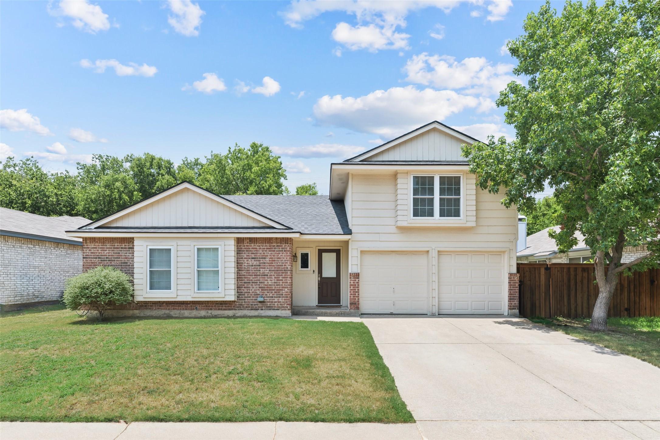 Brookdale Dr, Watauga, TX 76148