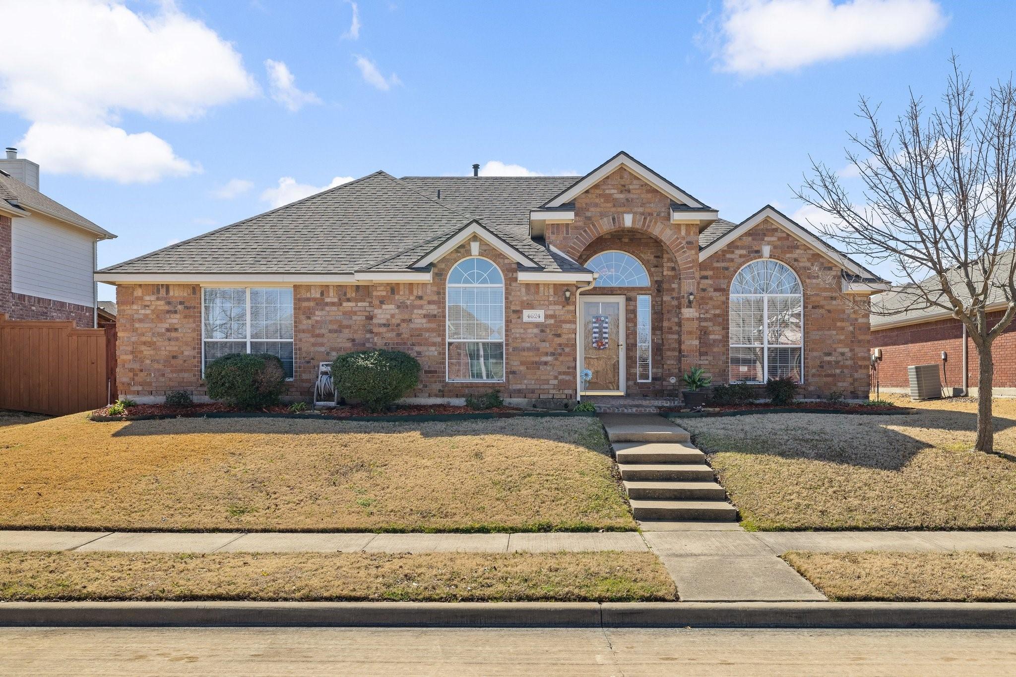 Harvest Ln, Sachse, TX 75048