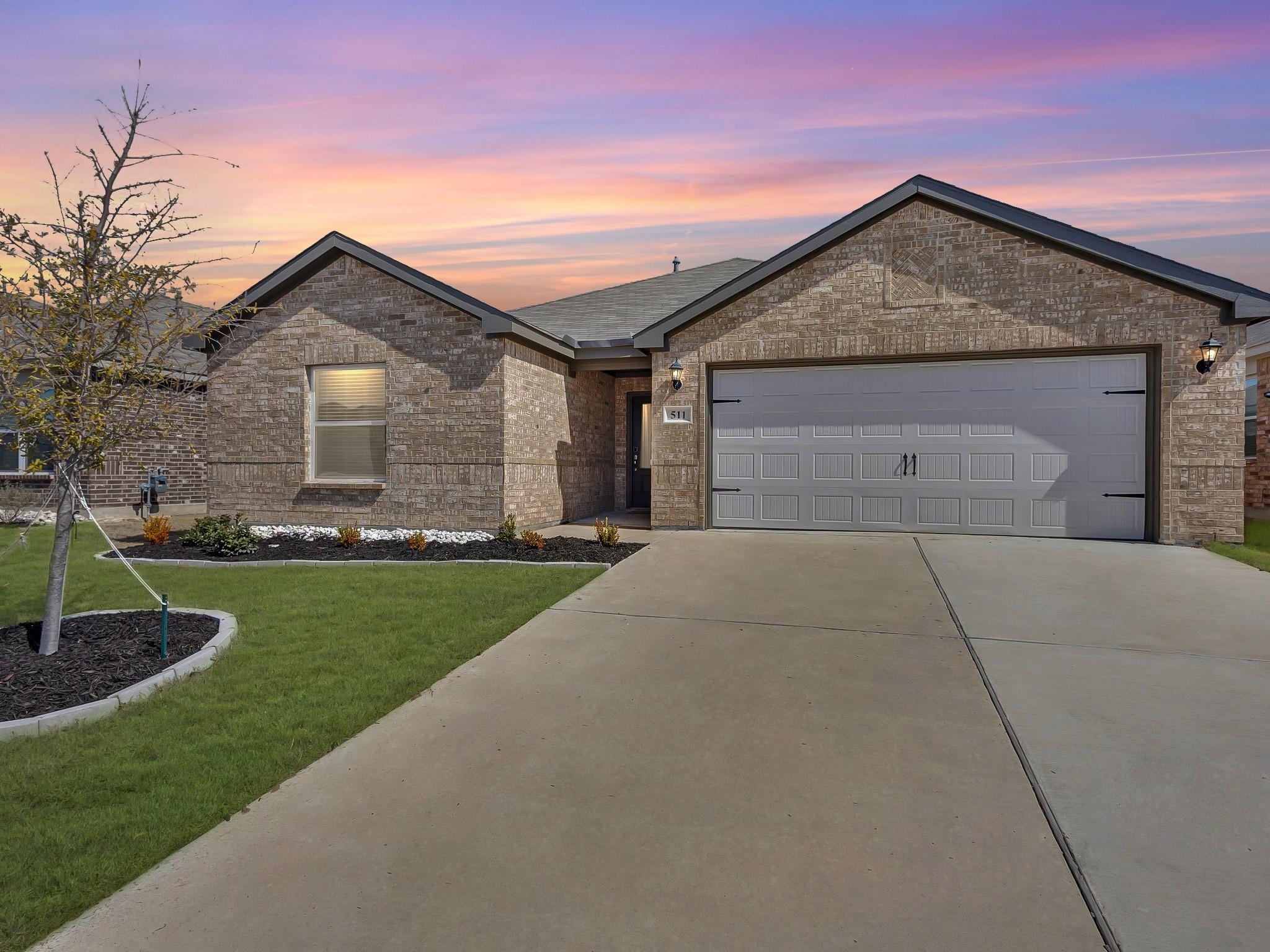 Albert Anthony St, Venus, TX 76084