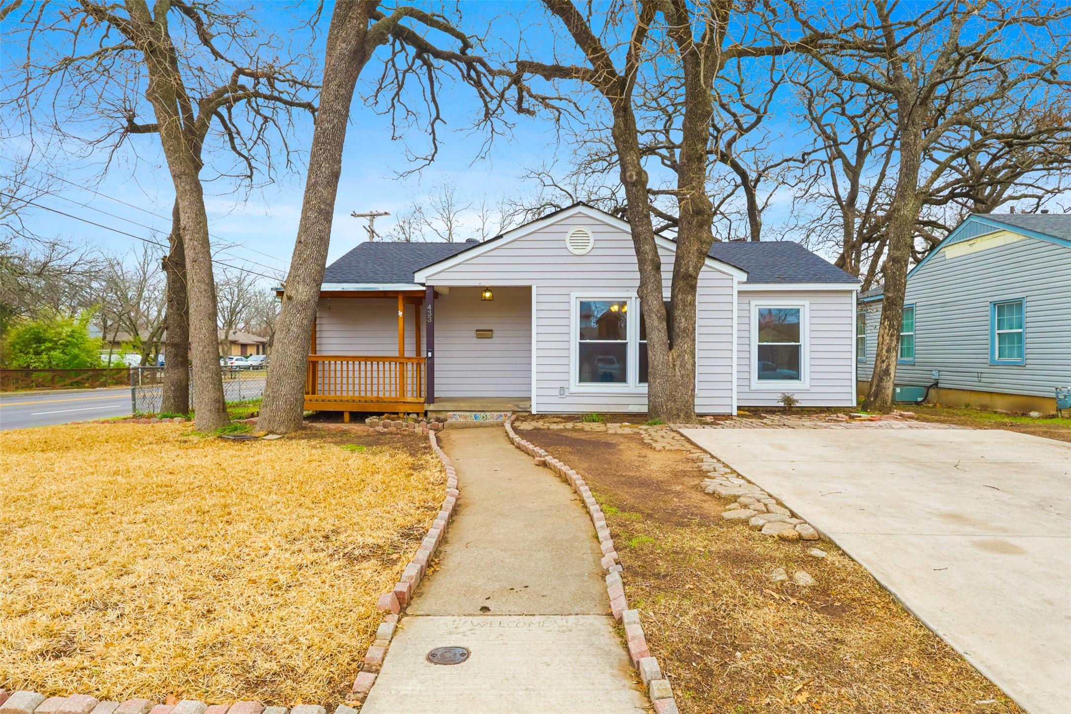 Leslie Ln, Irving, TX 75060