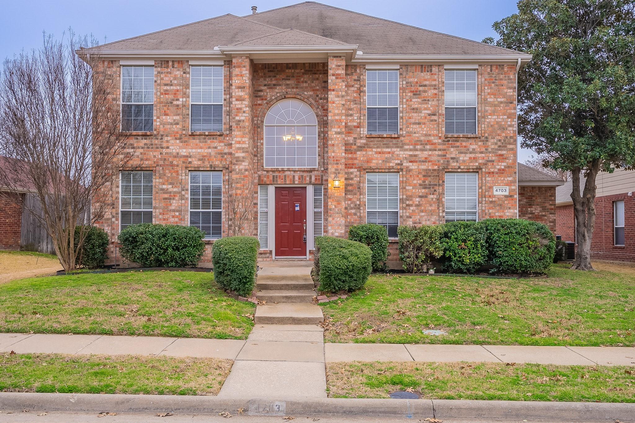 Spanishmoss Dr, Mckinney, TX 75070