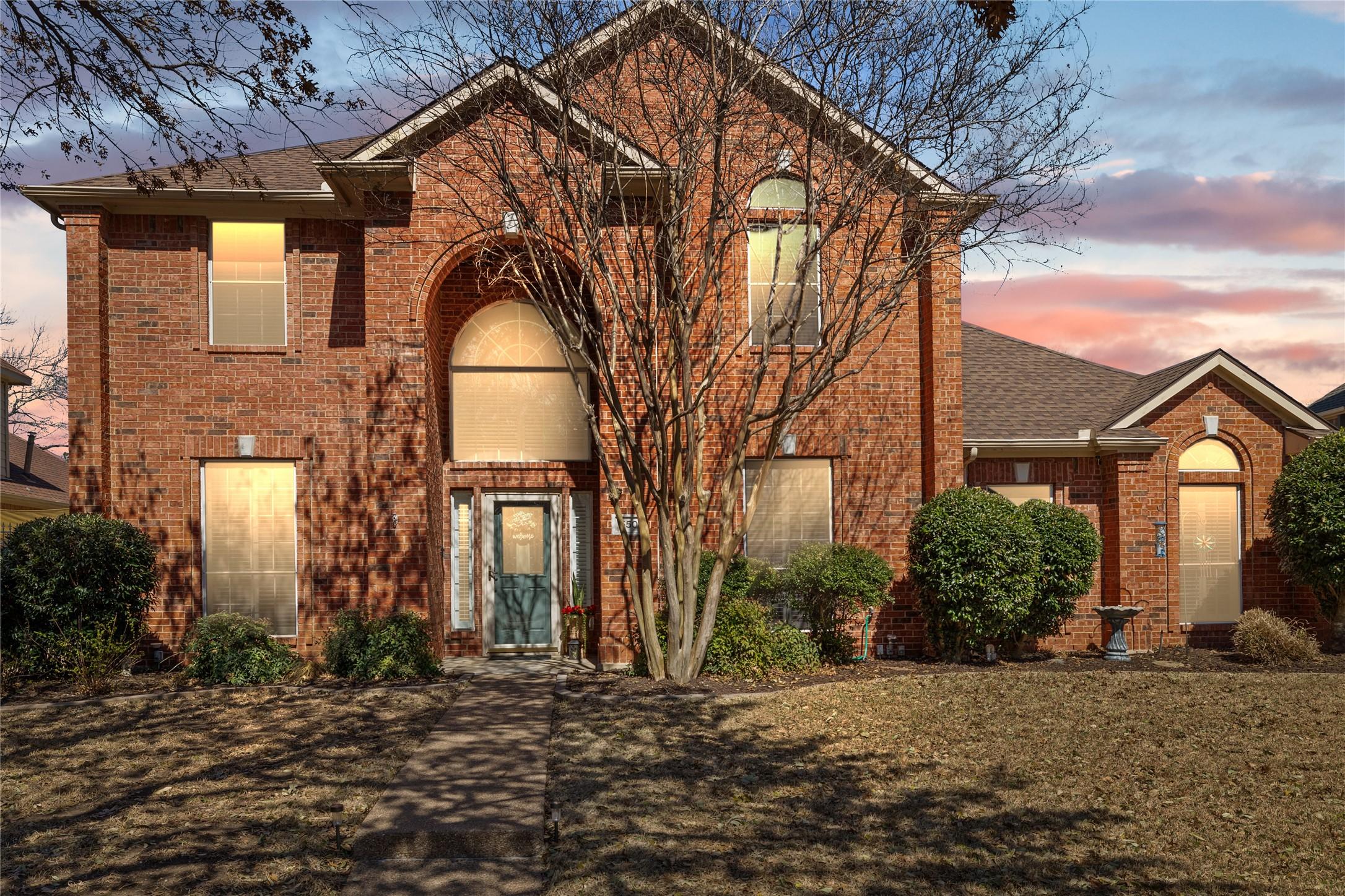 Winston St, Grand Prairie, TX 75052