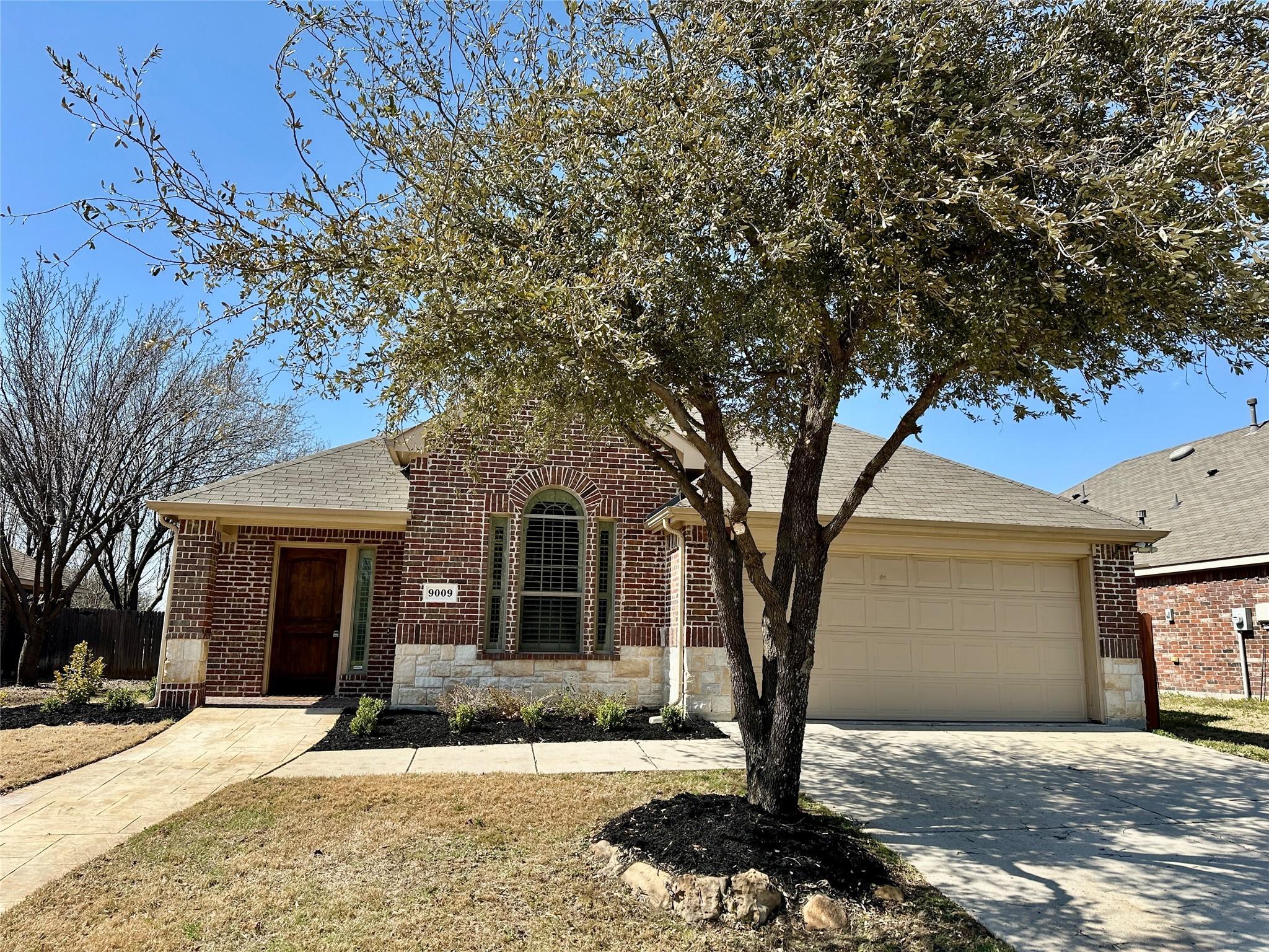 Foxwood Dr, Fort Worth, TX 76244
