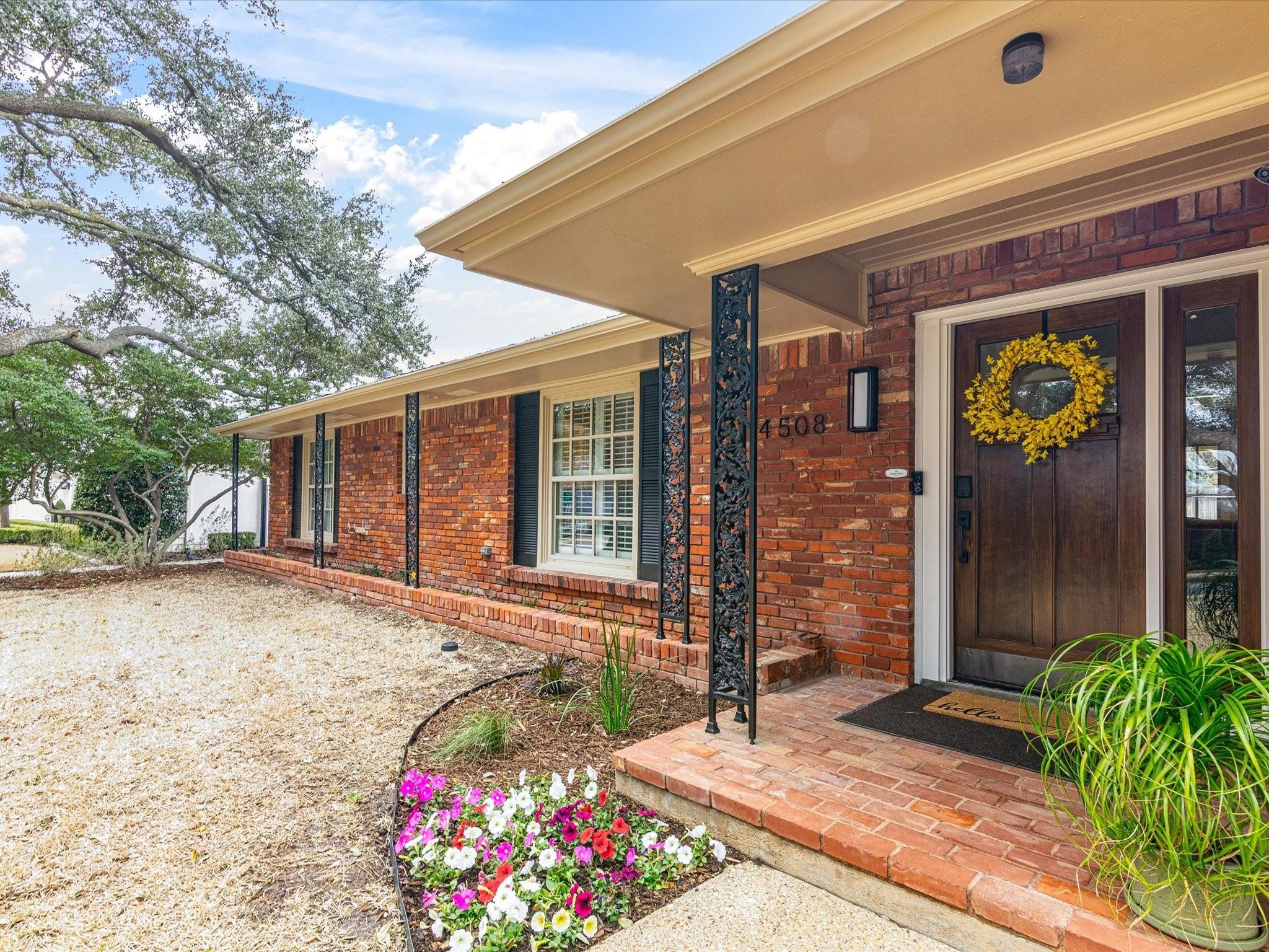 Briarhaven Rd, Fort Worth, TX 76109