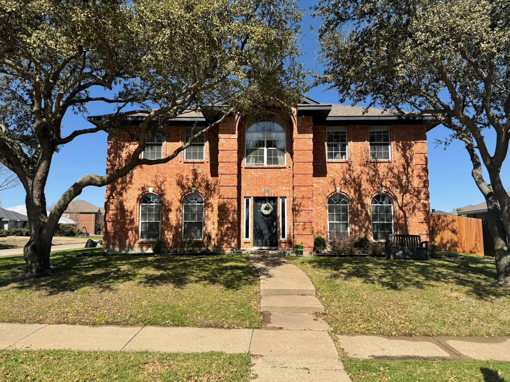 Manchester Dr, Rowlett, TX 75089