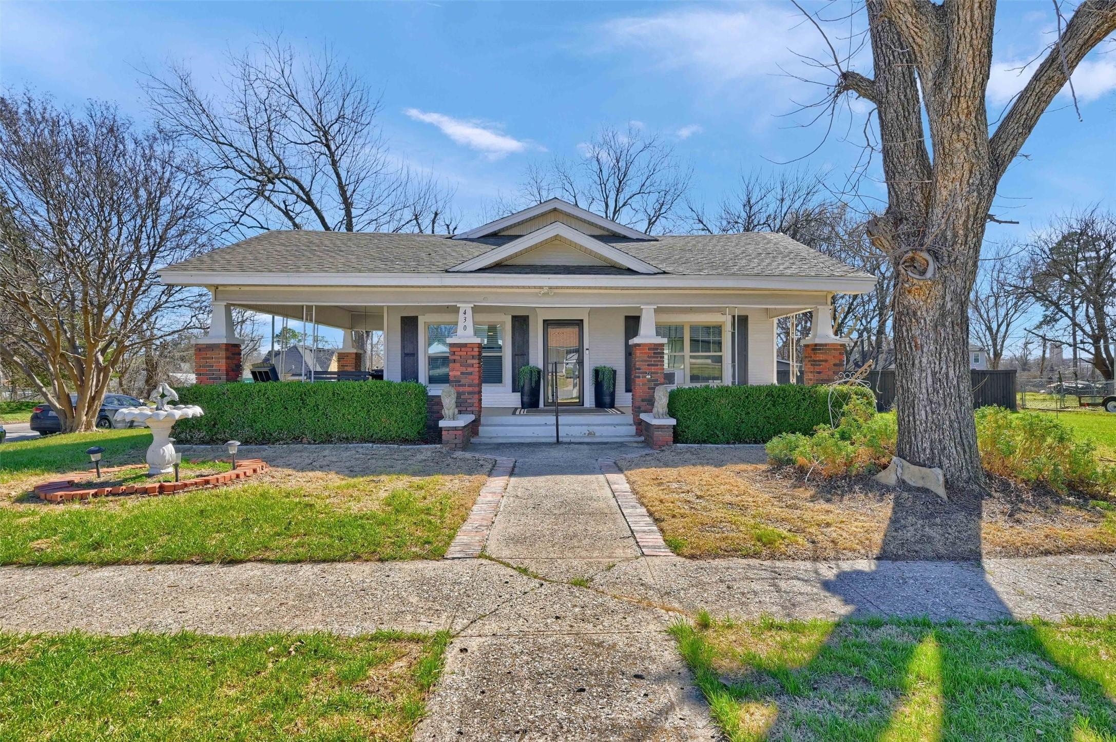 E Morton St, Denison, TX 75021