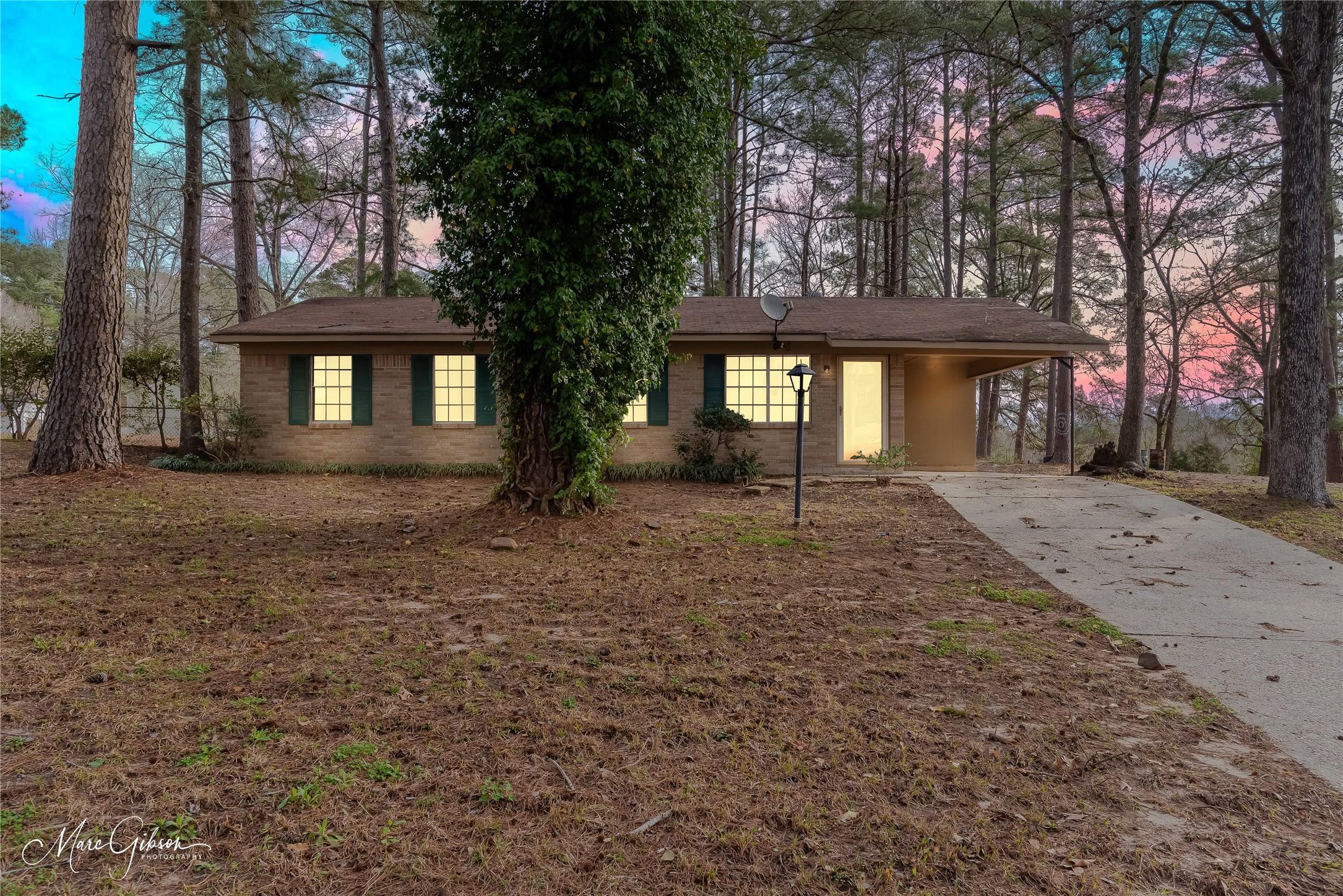 Rose Ln, Shreveport, LA 71118