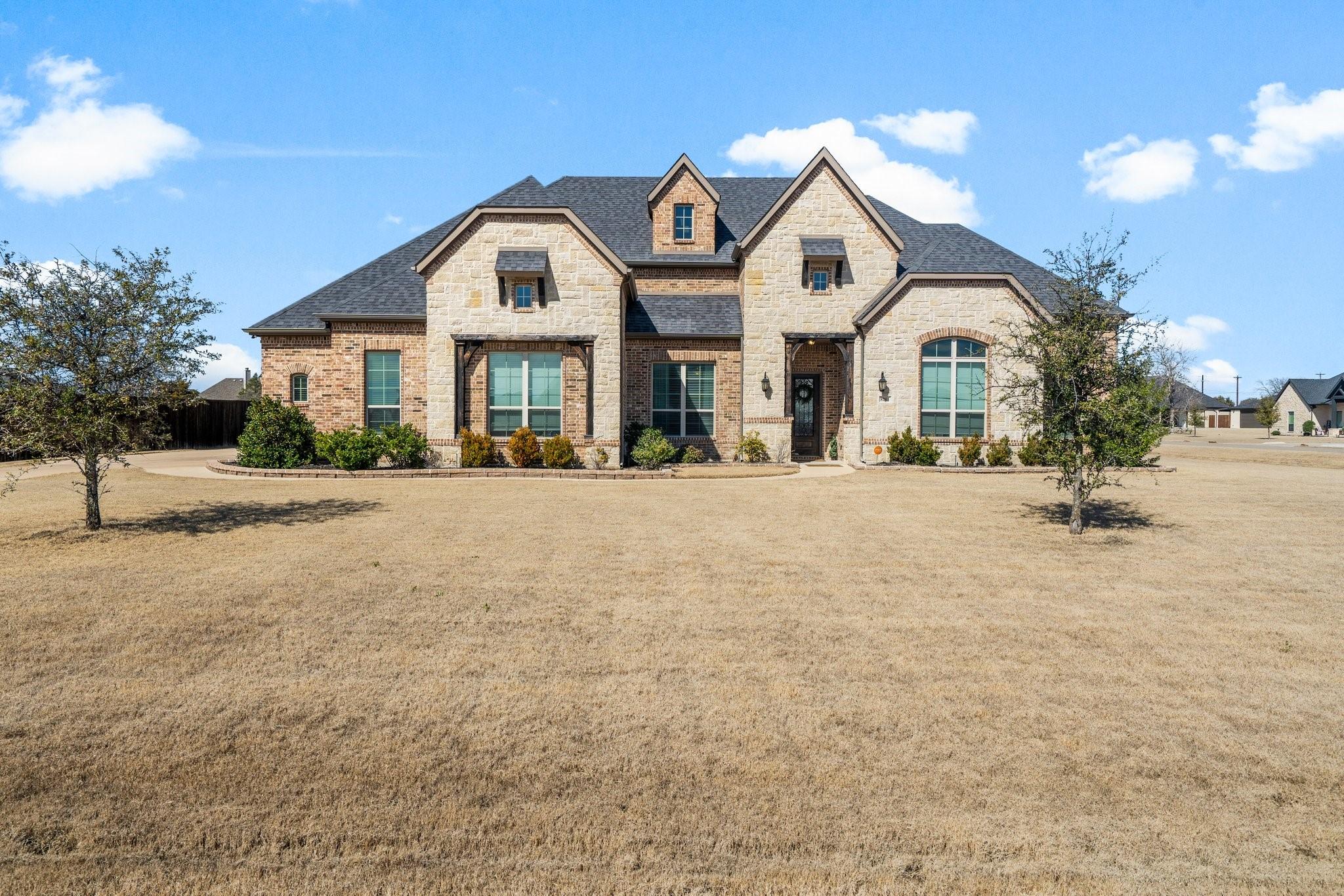 Stonewall Dr, Waxahachie, TX 75167