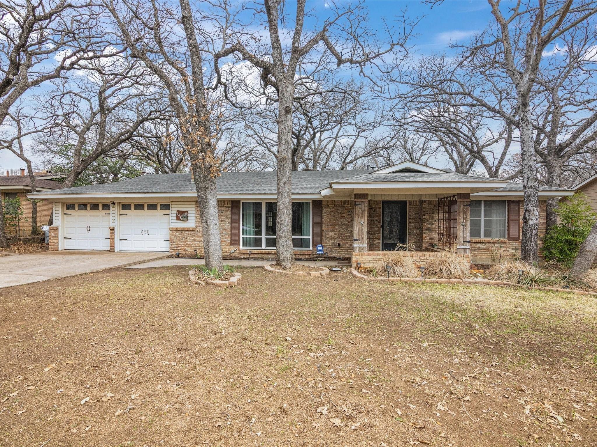 Ponderosa Dr, Hurst, TX 76053