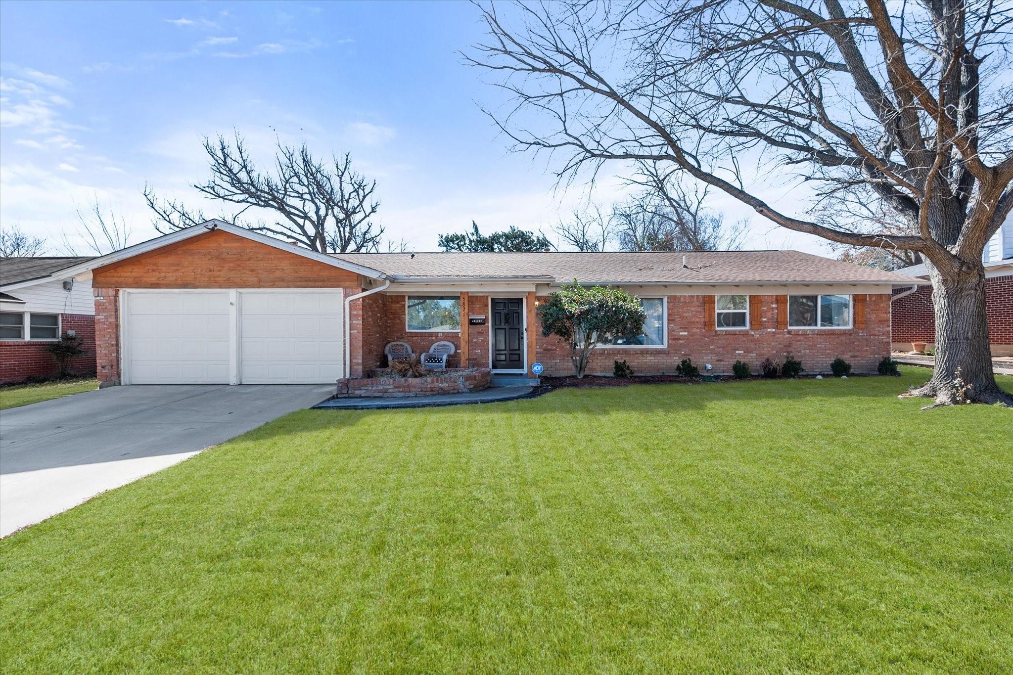 Wheaton Dr, Fort Worth, TX 76133