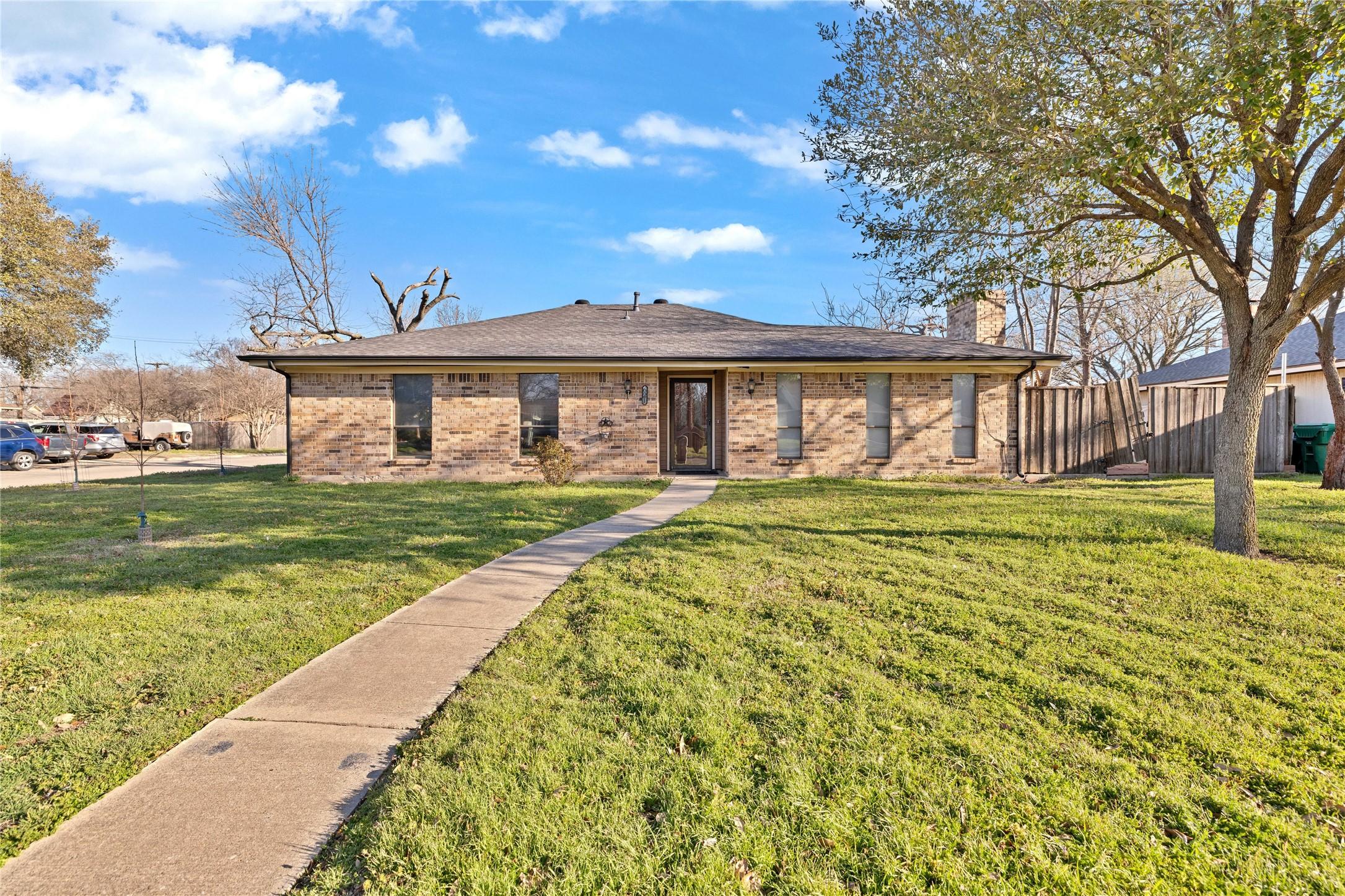 Aspen Dr, Denton, TX 76209
