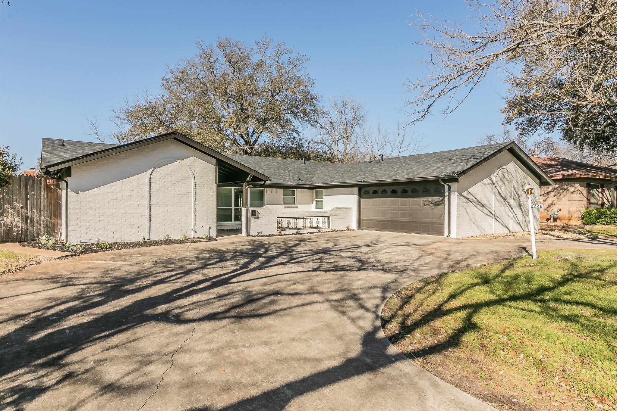 Fiesta Cir W, Fort Worth, TX 76133