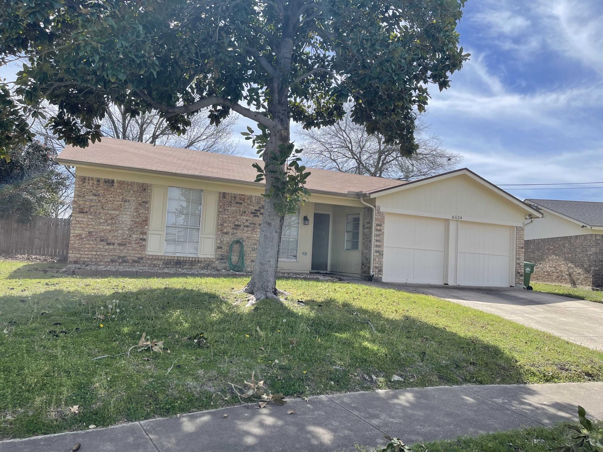 Old Mill Cir, Watauga, TX 76148