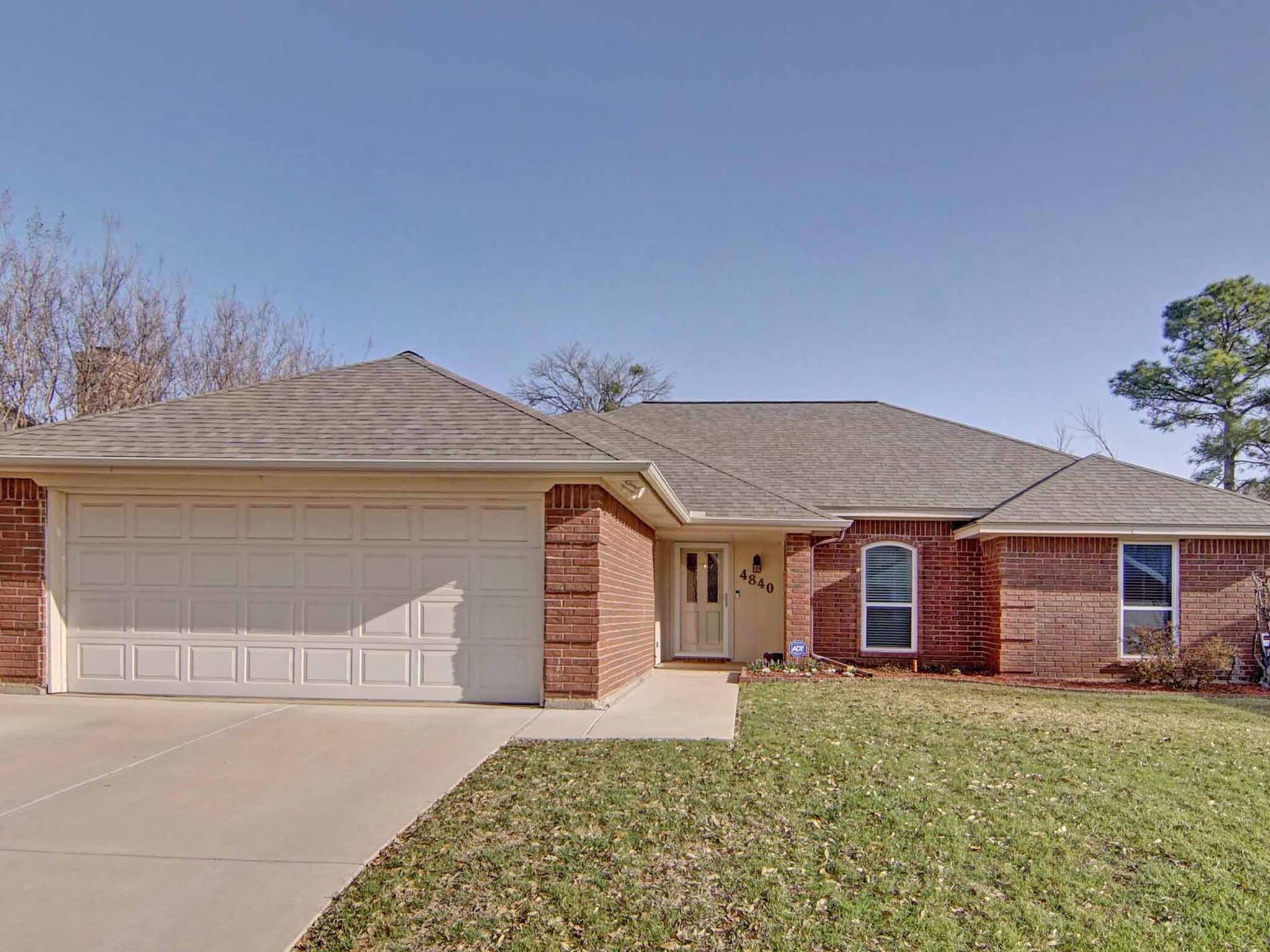 Barberry Dr, Fort Worth, TX 76133