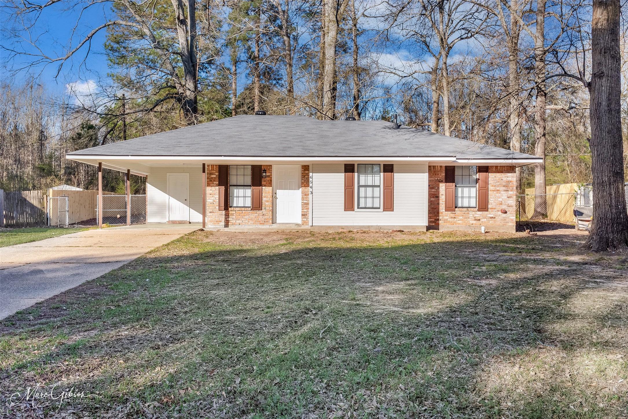 Grawood Dr, Keithville, LA 71047