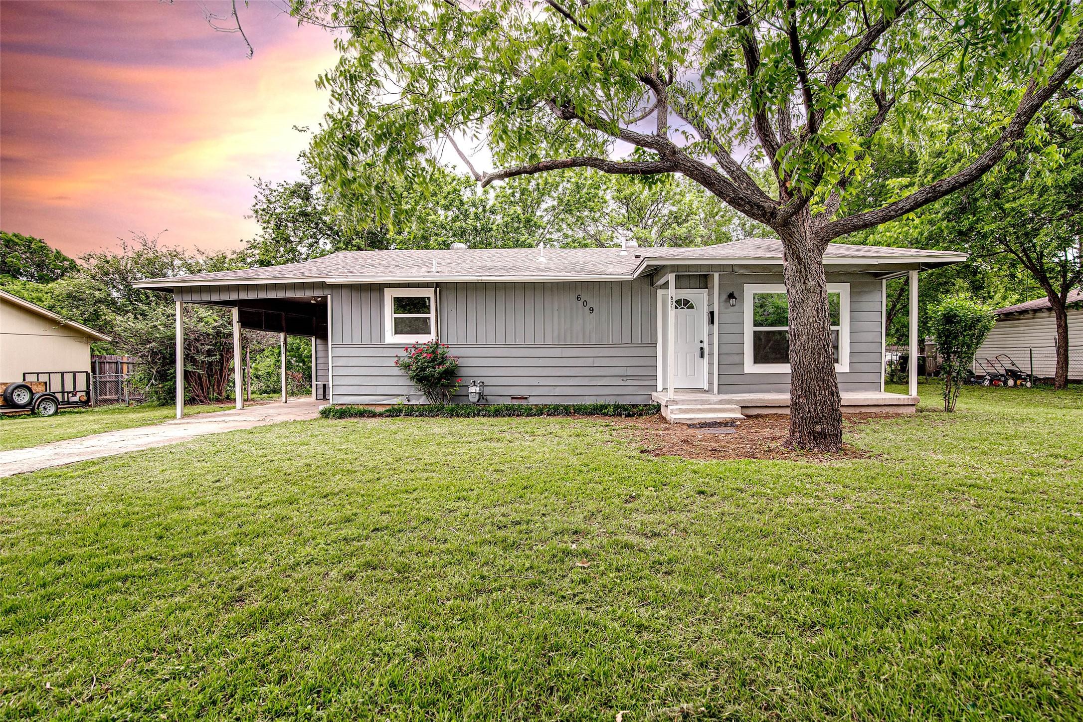 Skelly St, Crowley, TX 76036