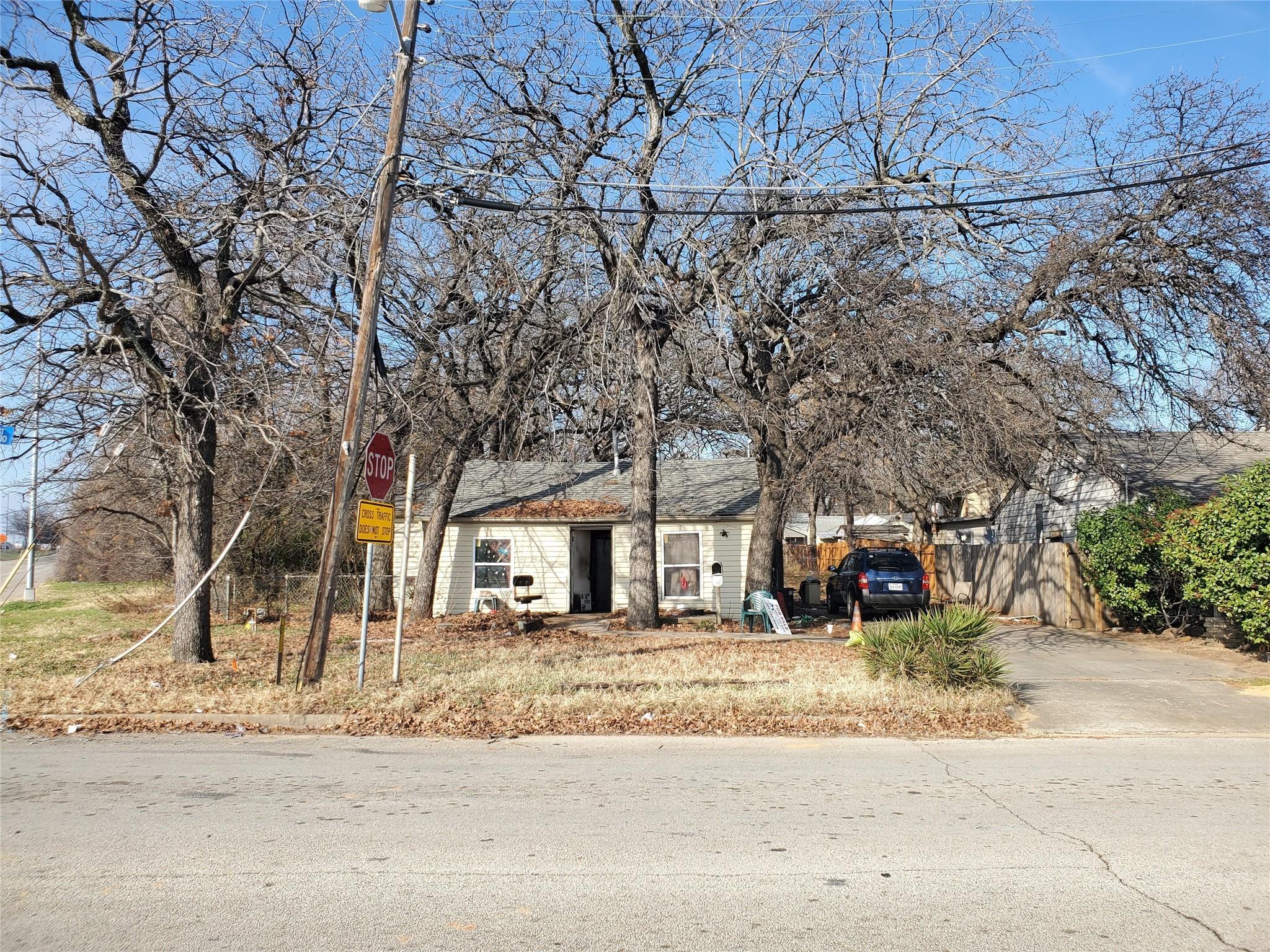 Maxine St, Haltom City, TX 76117