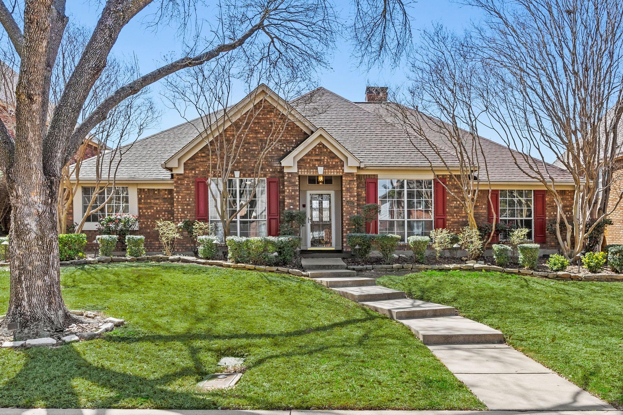 Dewdrop Ln, Fort Worth, TX 76123